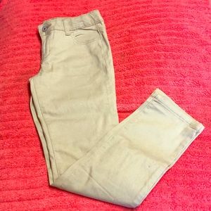 ⭐️⭐️3 for 25!!⭐️⭐️ NWOT Girls khaki pants